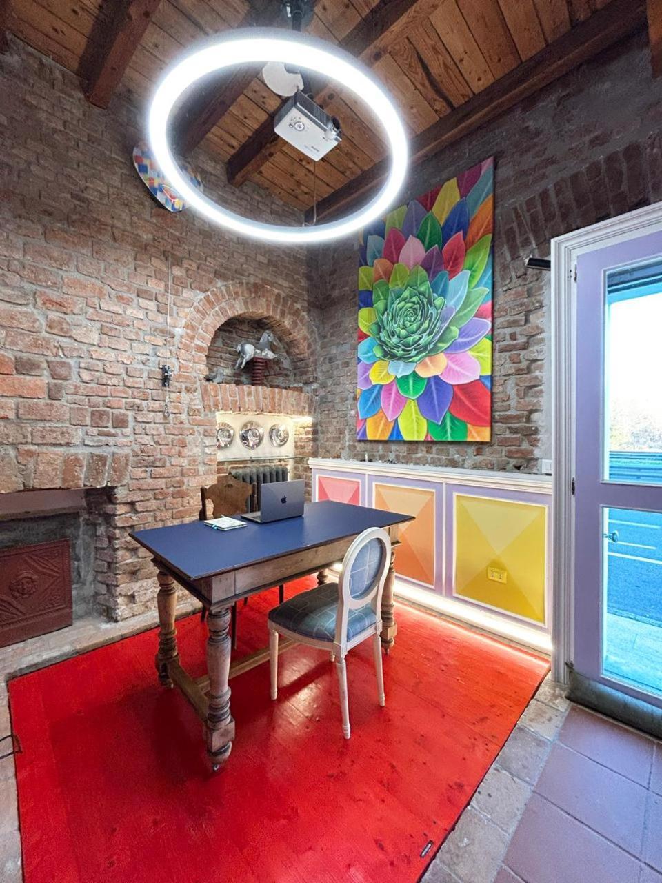 With Terrace And Loft With Garden In Naviglio Pavese *